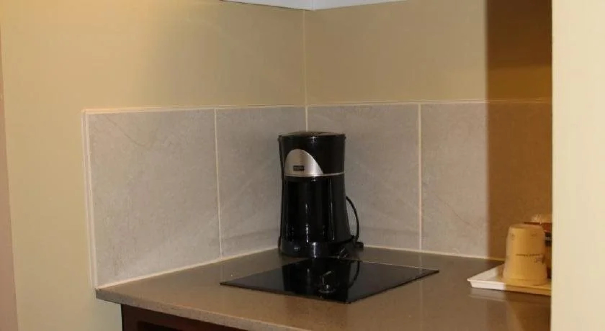 Broadway Lodge Hotel