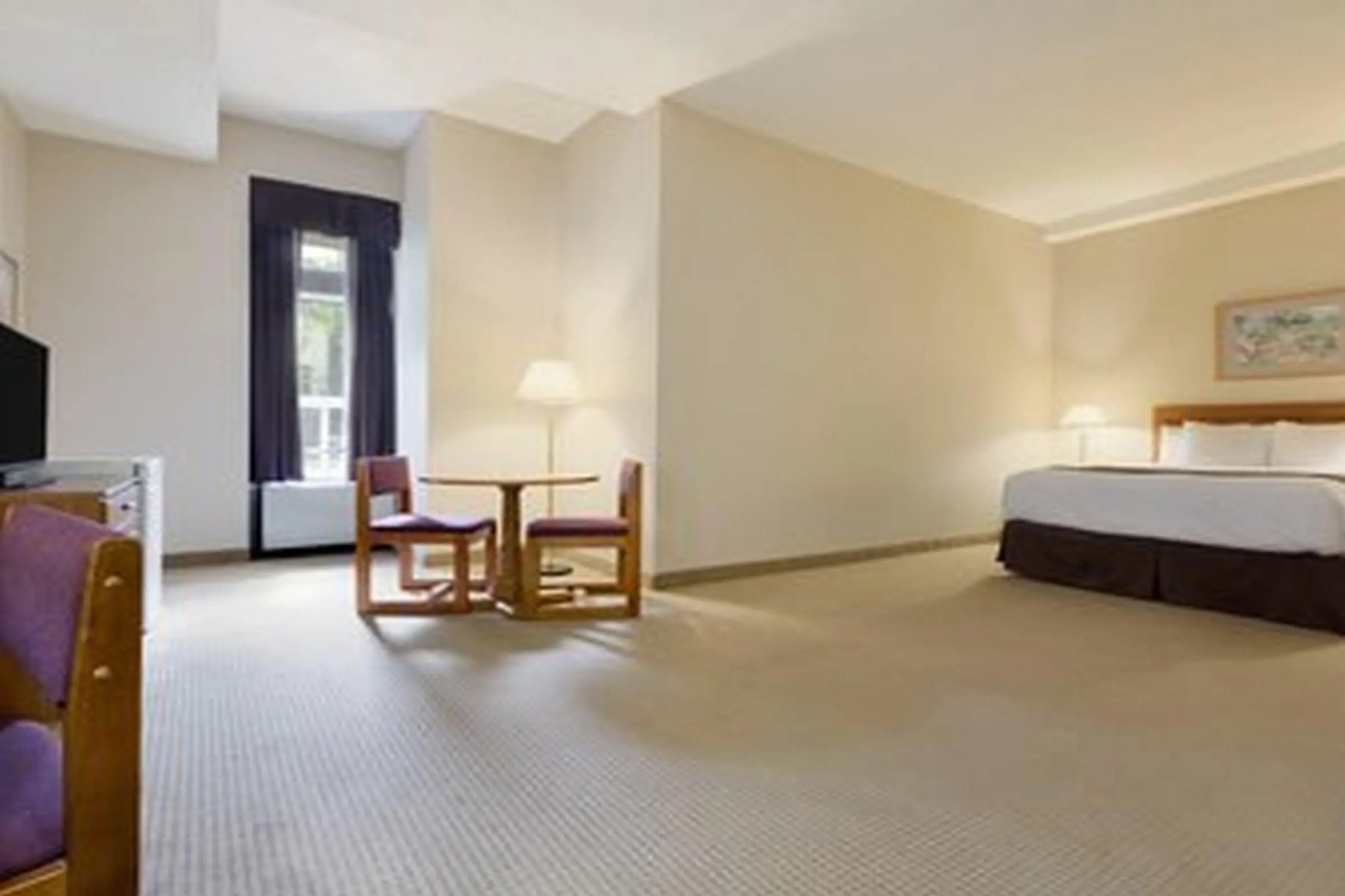 Days Inn by Wyndham Toronto East Beaches