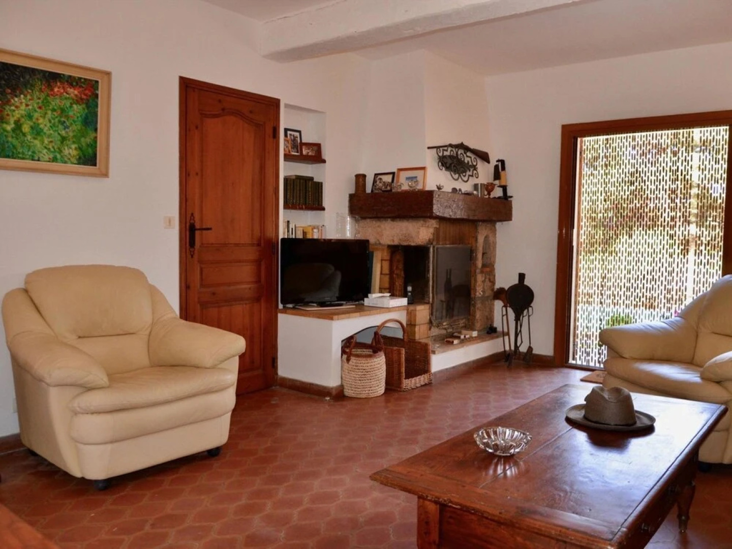 Pretty Holiday Home in Tourtour France Near Lake St. Croix