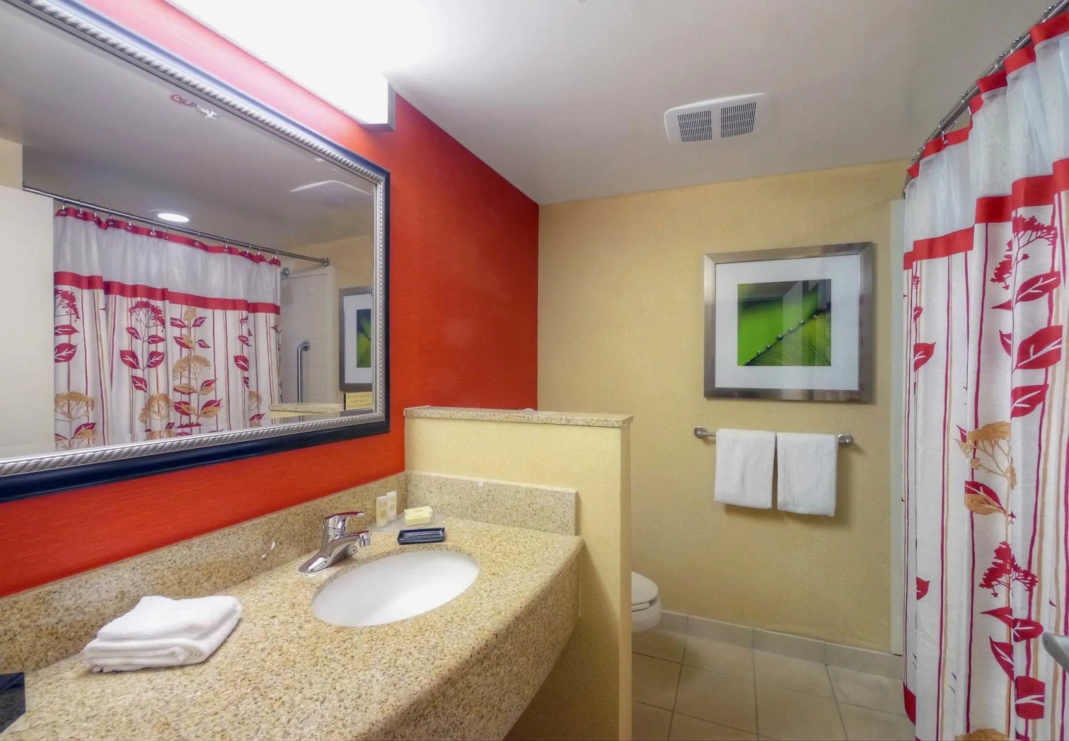 Courtyard by Marriott Medford Airport