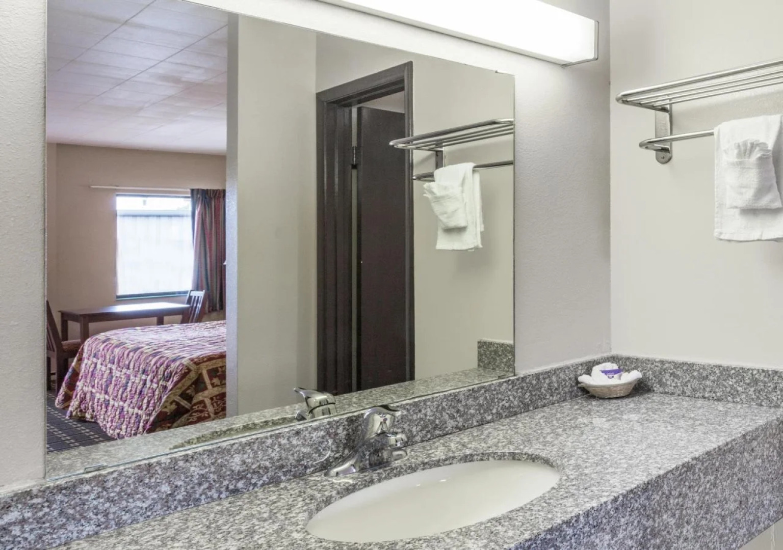 SureStay by Best Western Huntsville University Area