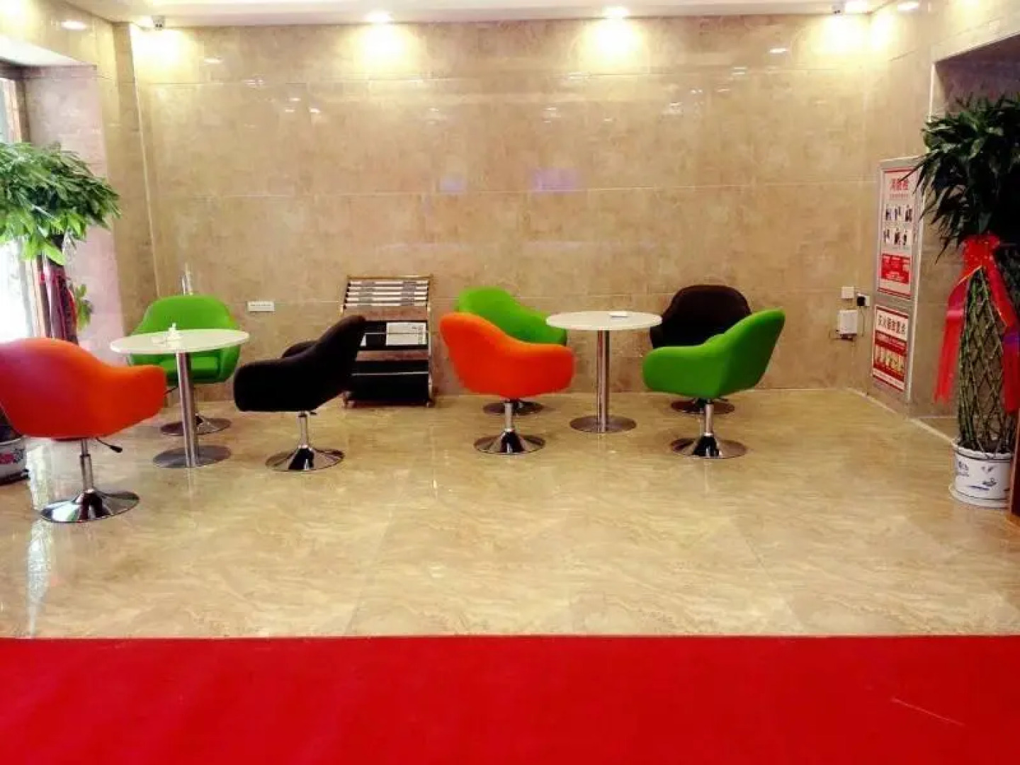 Shell Golmud Underground Pedestrian Street