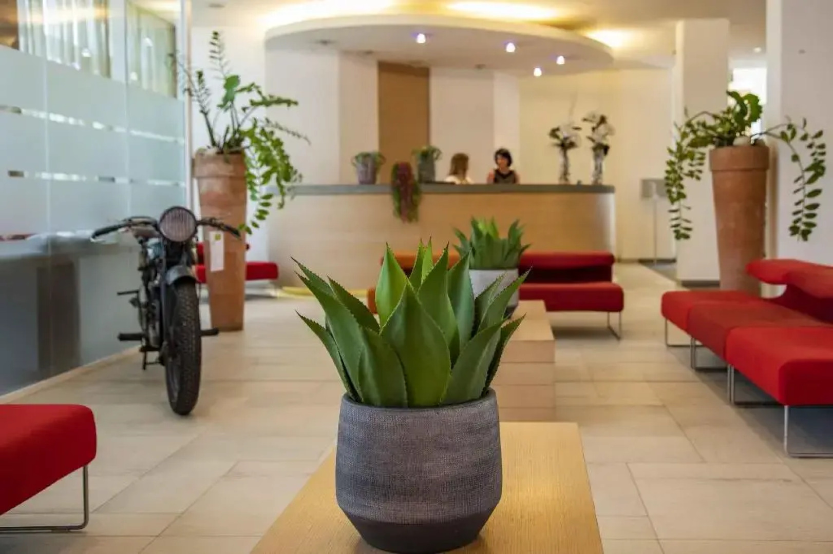 Hotel Remilia Ex Ramada Emilia