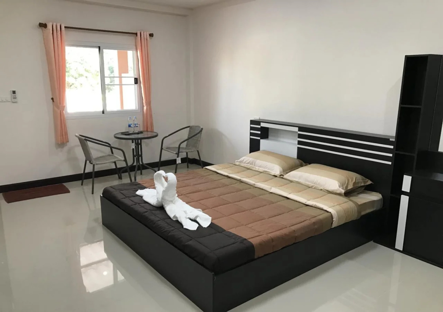 Full Frame Resort by OYO