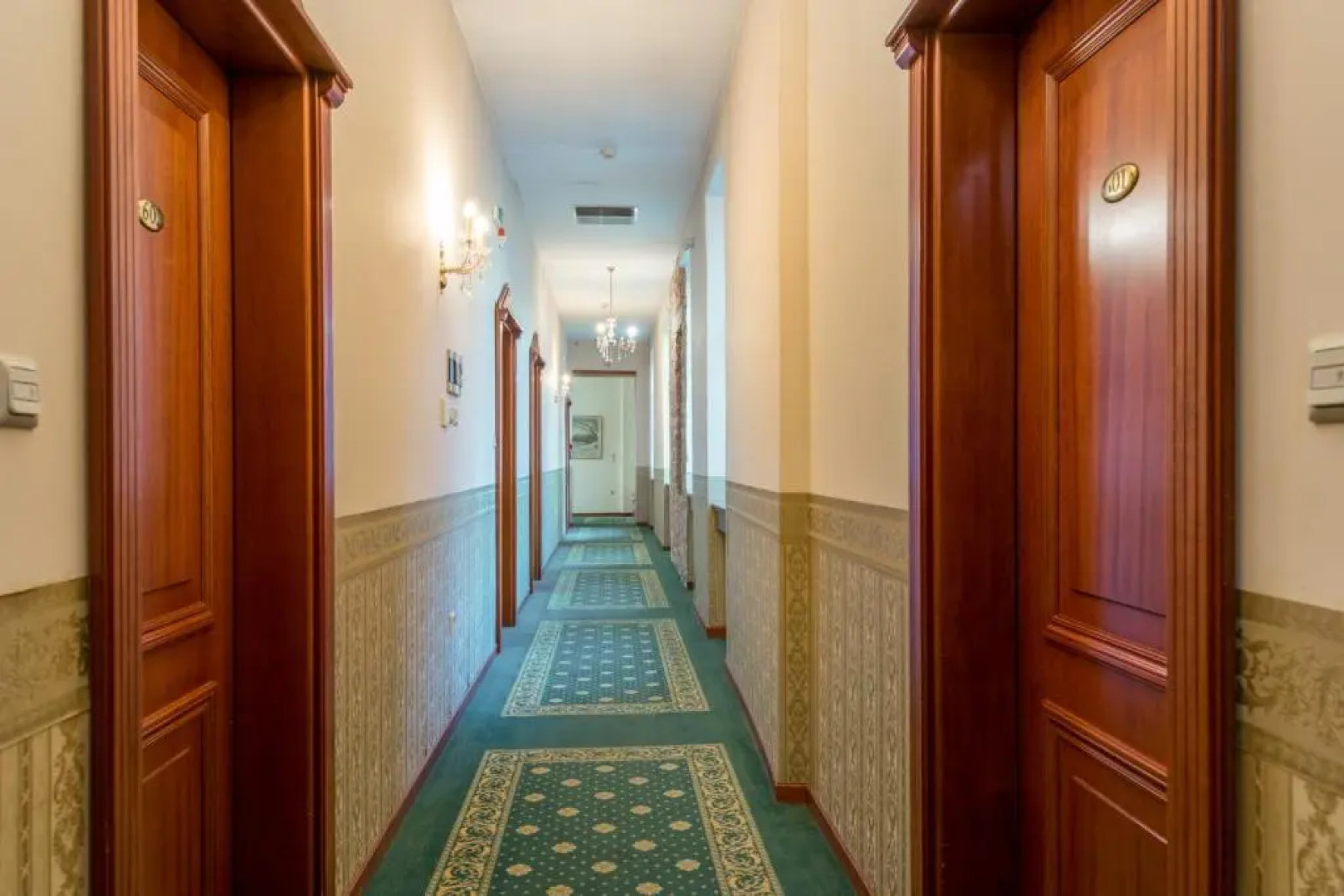 Alexios Luxury Hotel