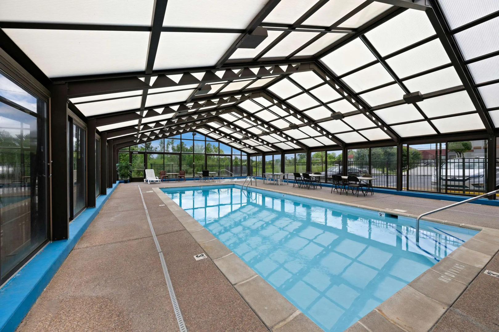 Econo Lodge London North