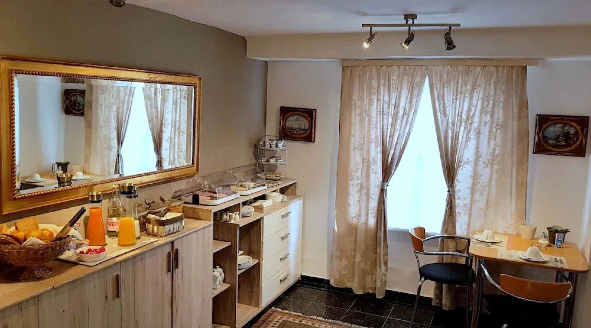 Hotel Garni Cornelia