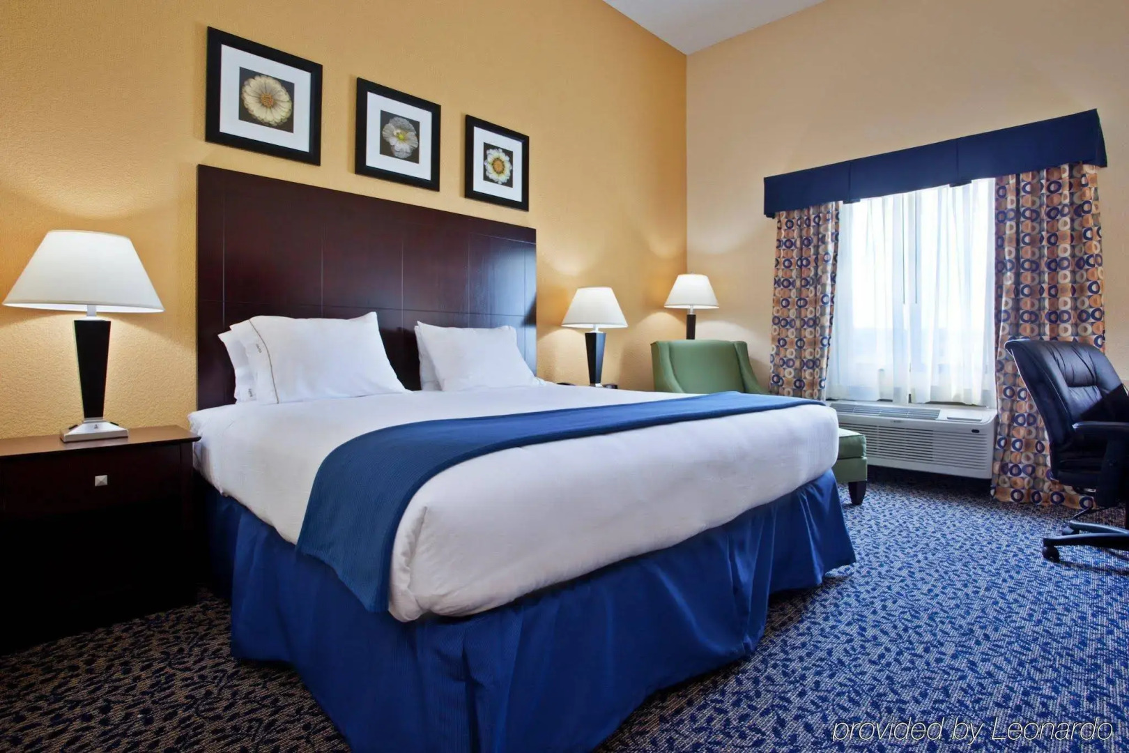 Holiday Inn Express Hotel and Suites Akron South-Airport Area