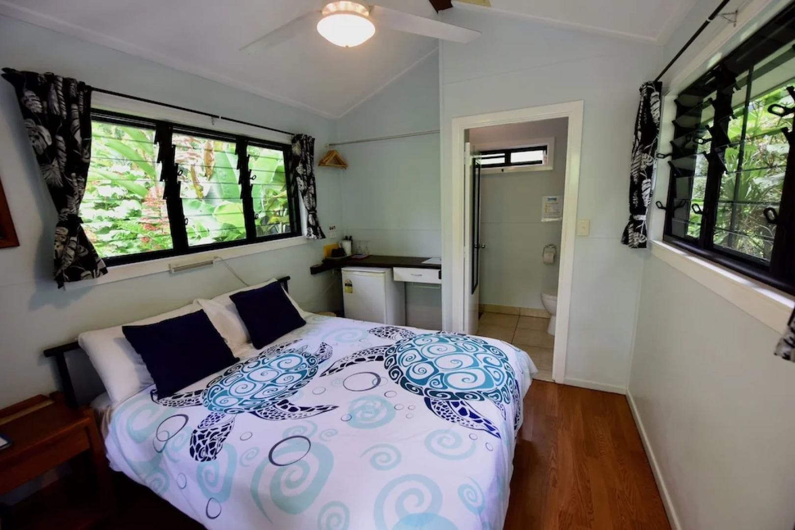 Thornton Beach Bungalows Daintree