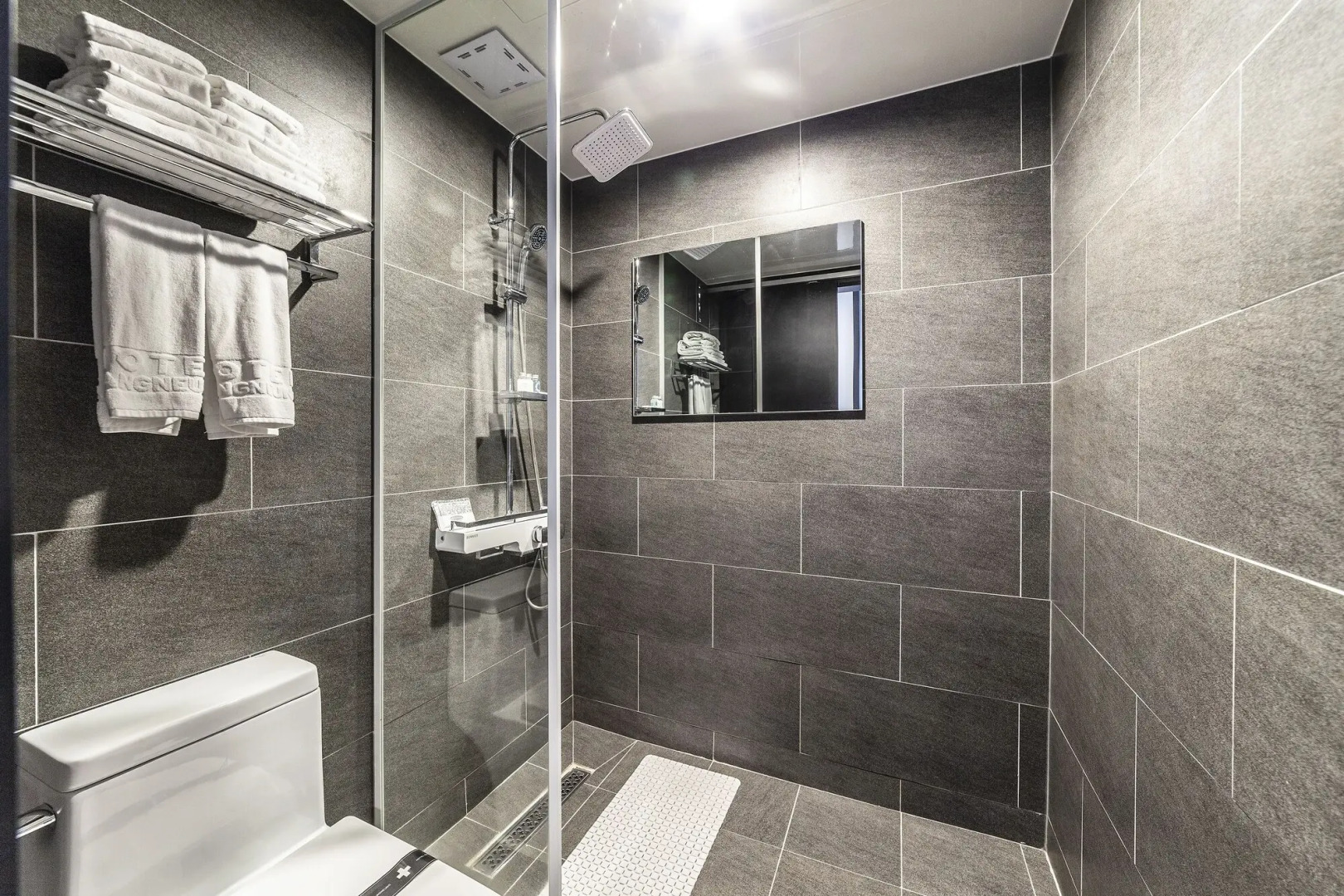 Gangneung Tourist Hotel