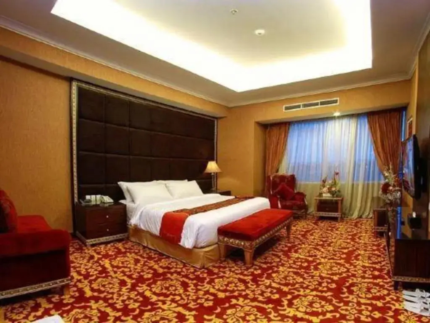 Grand Basko Hotel