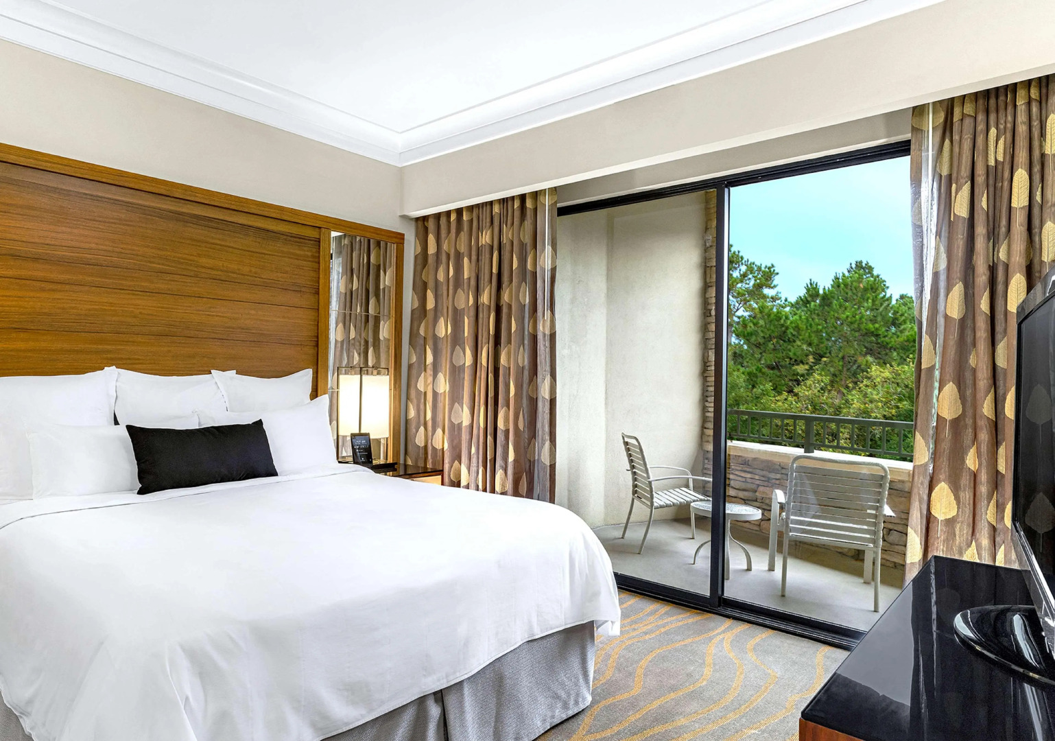 The Woodlands Resort, Curio Collection by Hilton