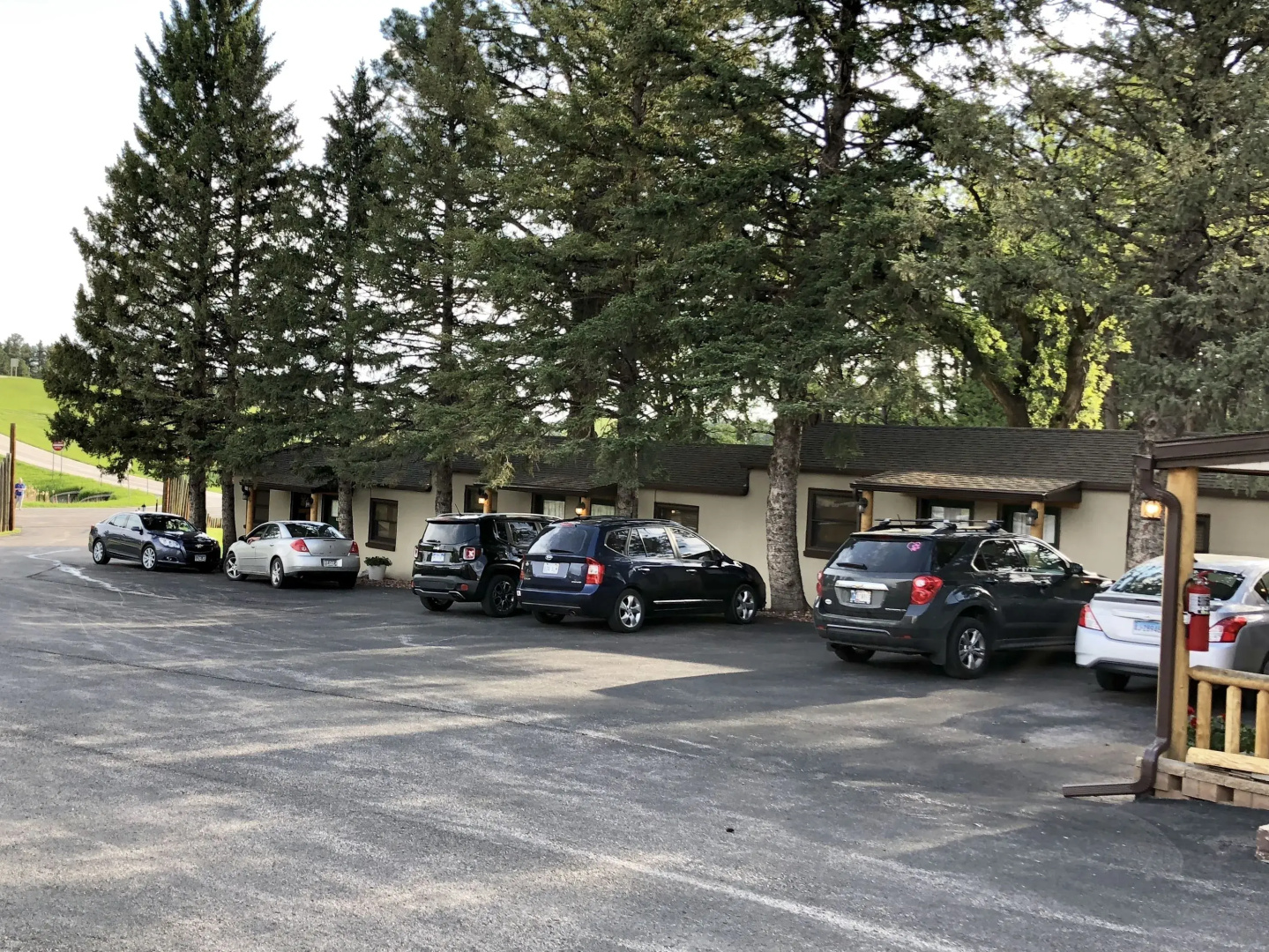 Rockerville Lodge & Cabins