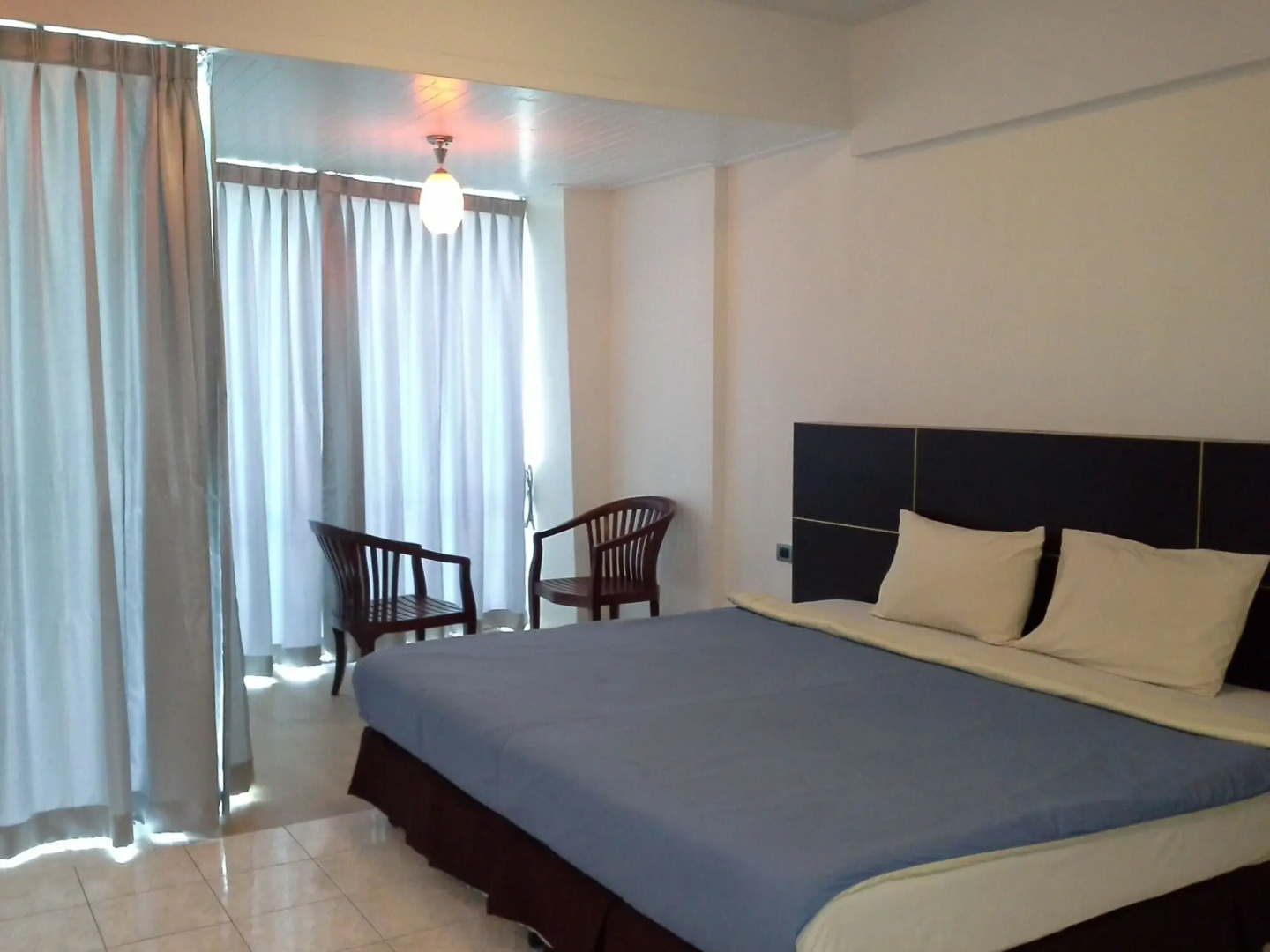 B & B Patong Beach House