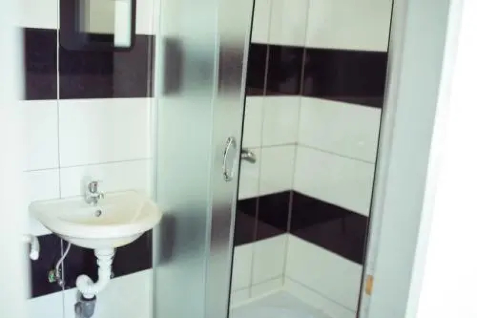 Guesthouse Crazy Night