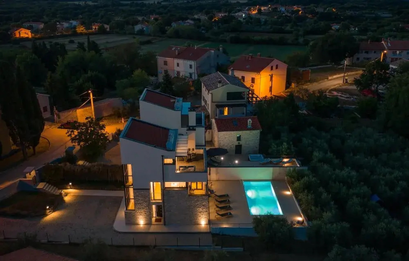 Awesome Home in Valtura with Hot Tub, WiFi & 3 Bedrooms