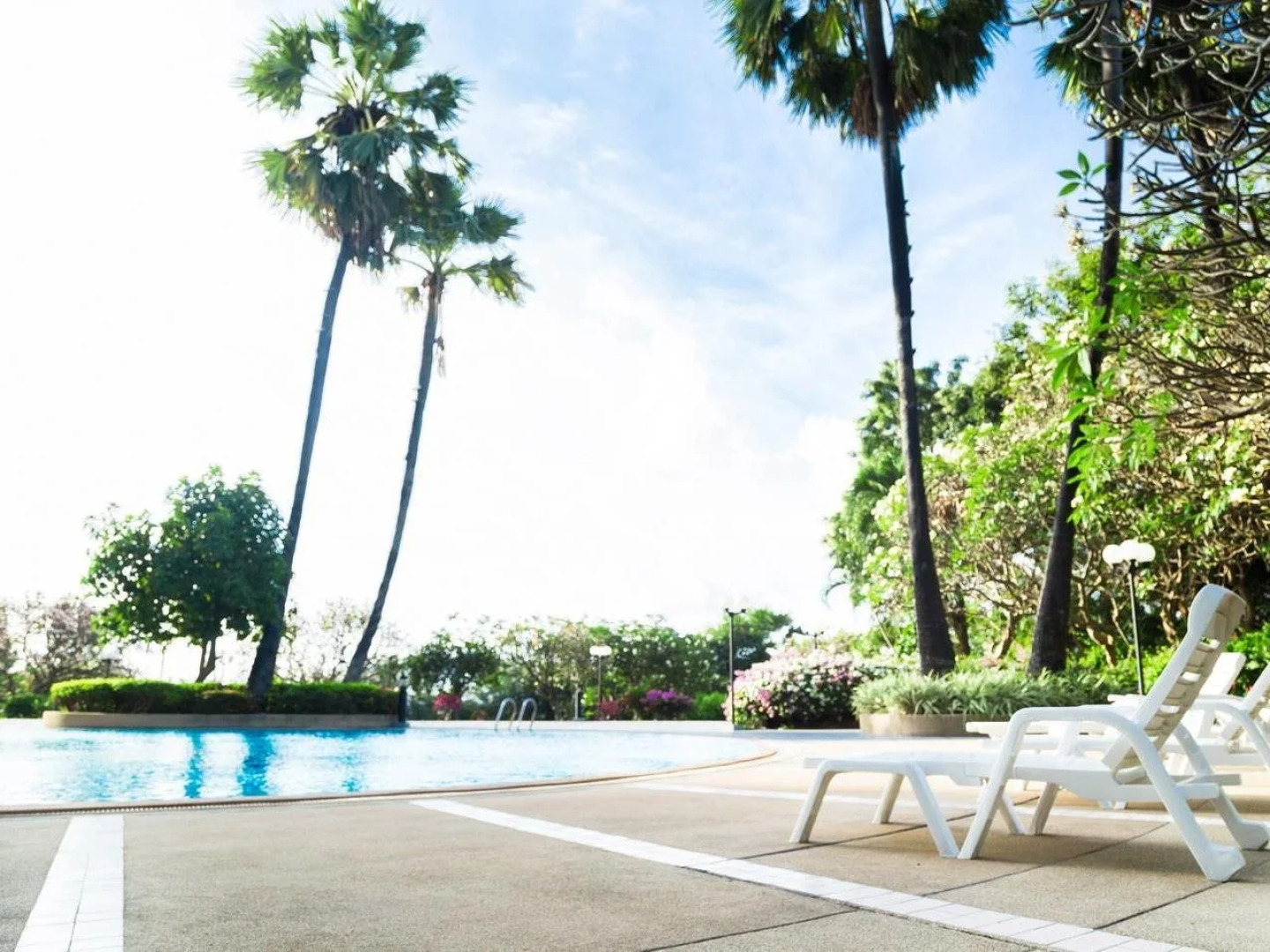 Payoon Garden Cliff Condominium