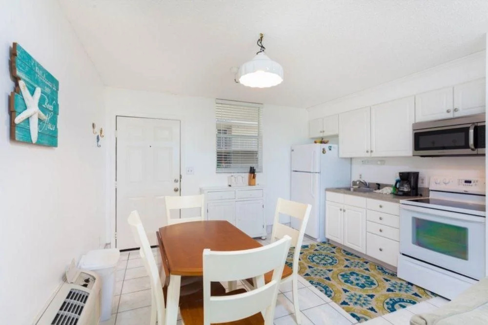 The Beach & Tennis Club