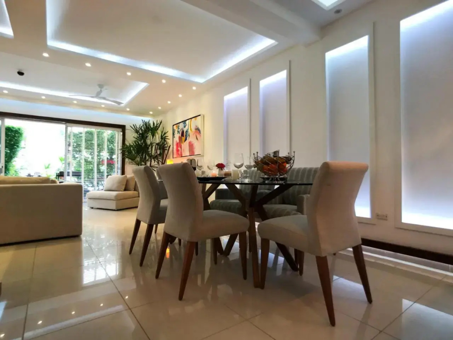 Luxueux Duplex 2mn plage,5e Av, Centre Touristique