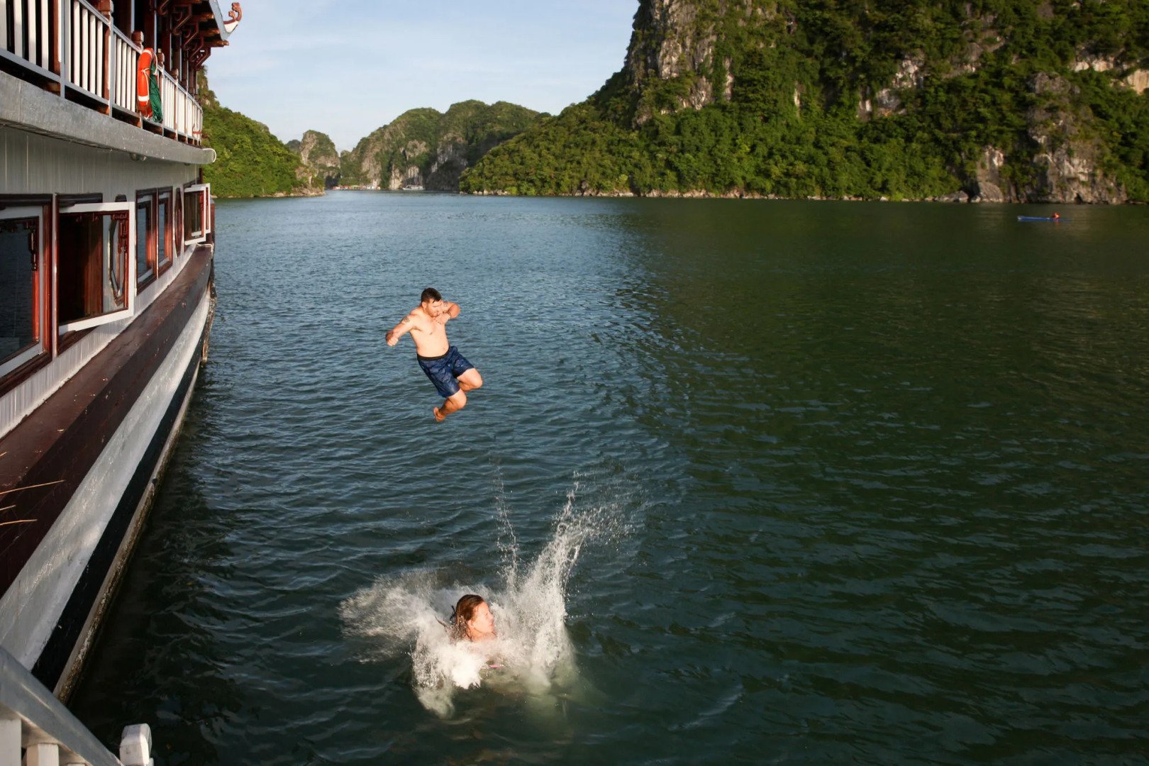 Halong Royal Palace Cruise