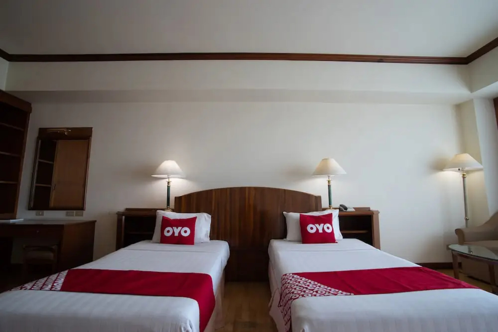 Ayutthaya River View Hotel