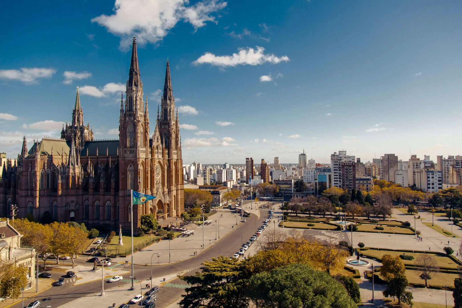 Dazzler by Wyndham La Plata