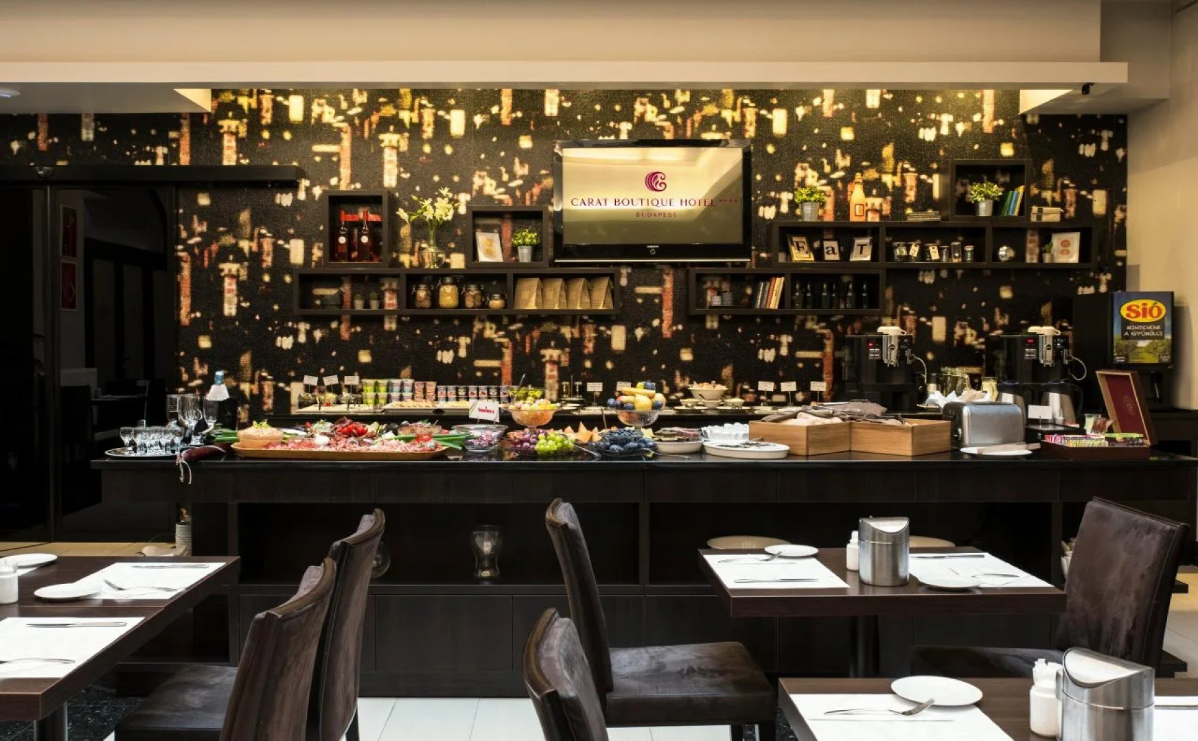 Carat Boutique Hotel