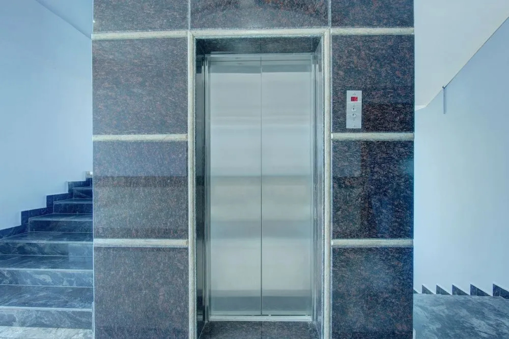 OYO 26981 Sharan Residency