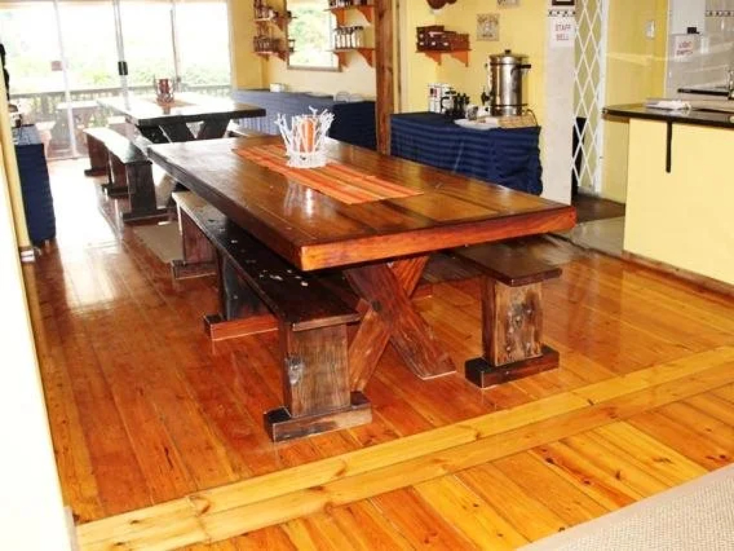 Flintstones Guest House Durban