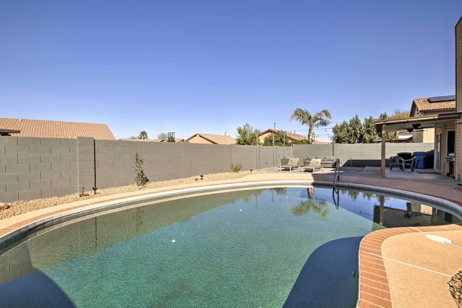 Gilbert Home w/ Private Pool & Putting Green!
