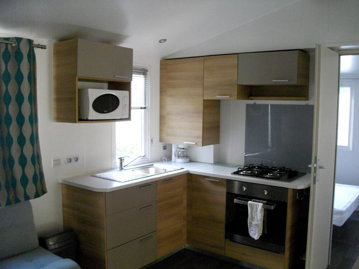 Bungalow With 2 Bedrooms in Onzain, With Terrace