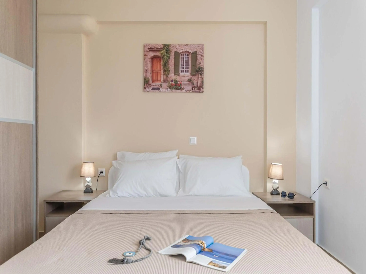 Evripus Suites Hotel