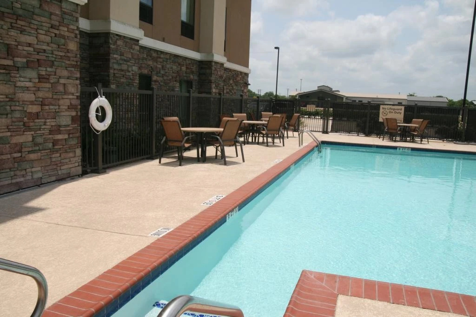 Hampton Inn & Suites Bay City