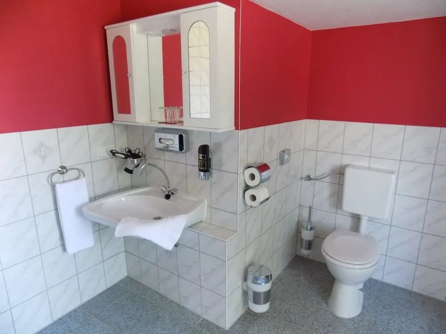 Heidehotel Jagdhof Dobra GmbH