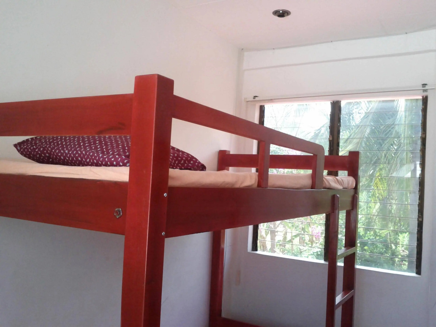 Luzmin BH - White House