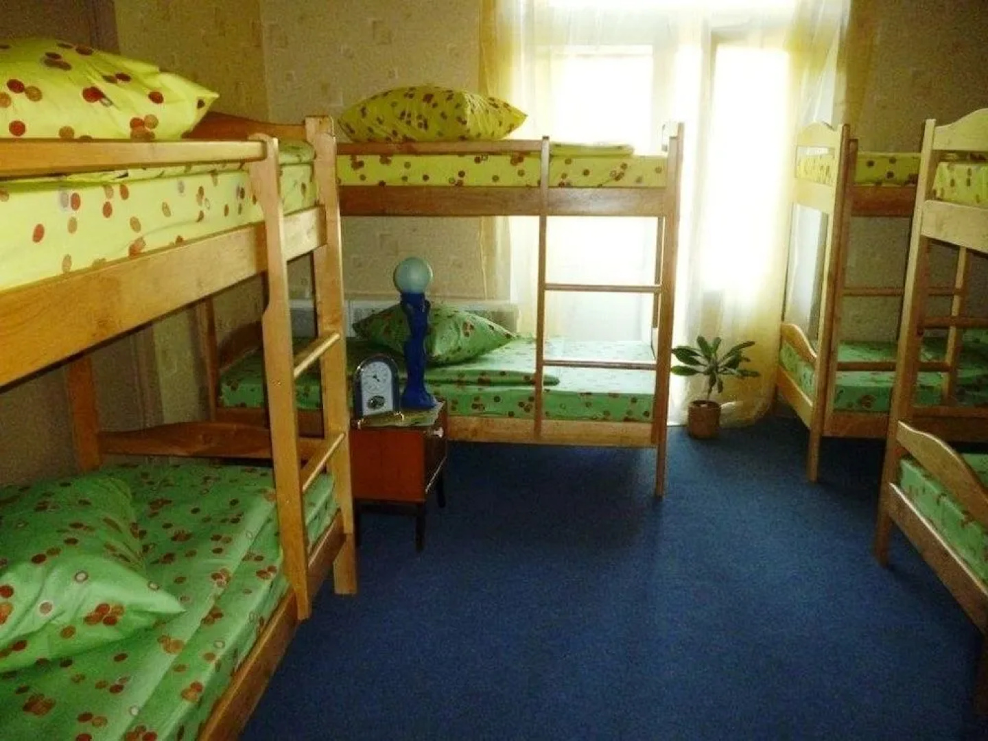 YourHostel Club