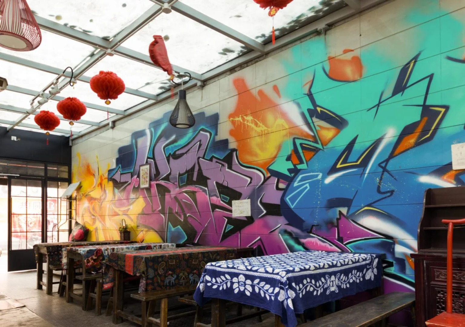 Shanghai Old West Gate Hostel