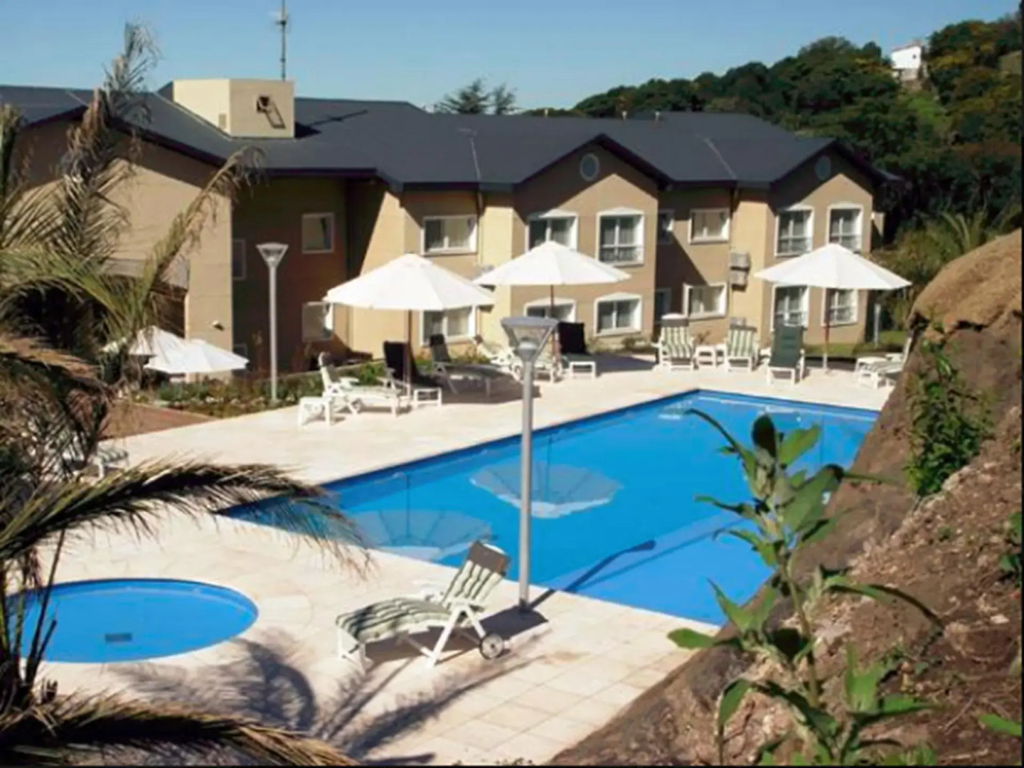 Howard Johnson Rio Ceballos Hotel y Casino