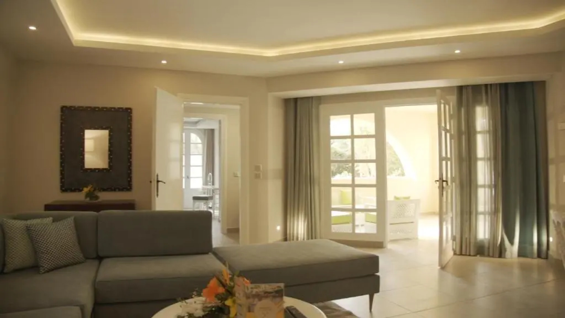 Suites hotel les charmilles & spa