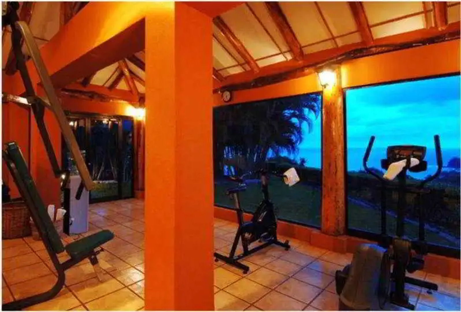 Punta Islita, Autograph Collection