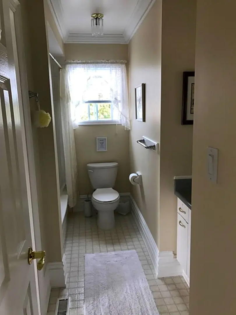 Molly's Retreat B and B