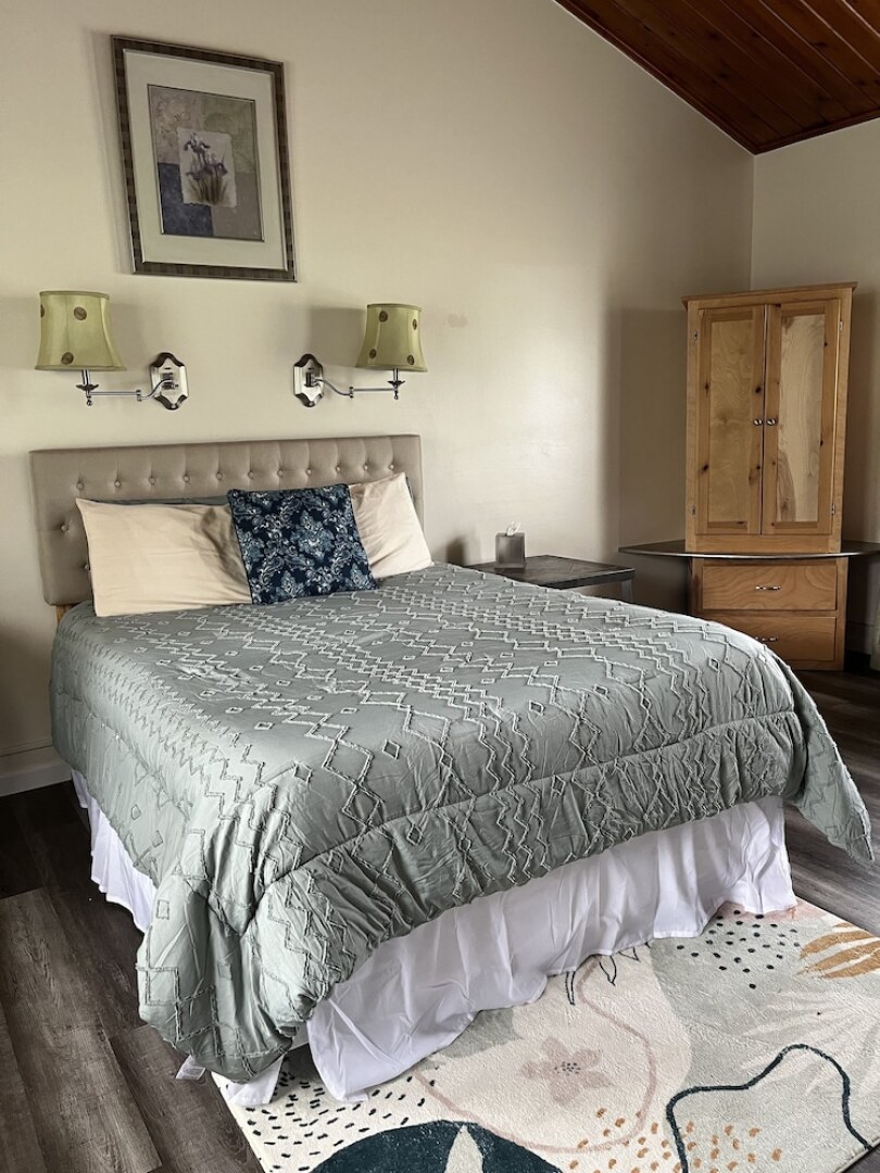 Vinehurst Inn And Suites