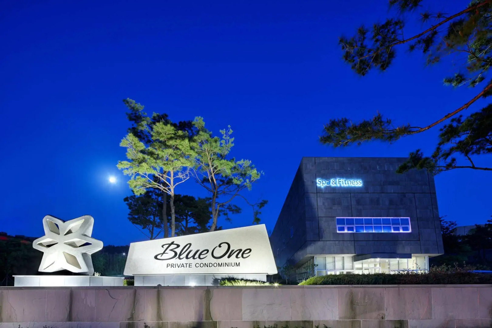 Blue One Resort
