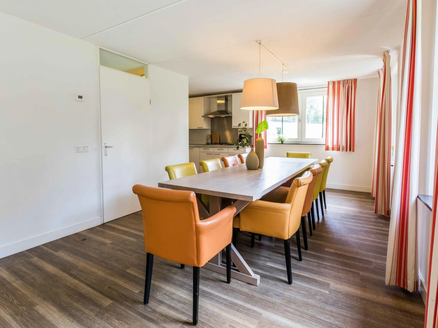 Luxurious villa with dishwasher, in the nature of De Veluwe