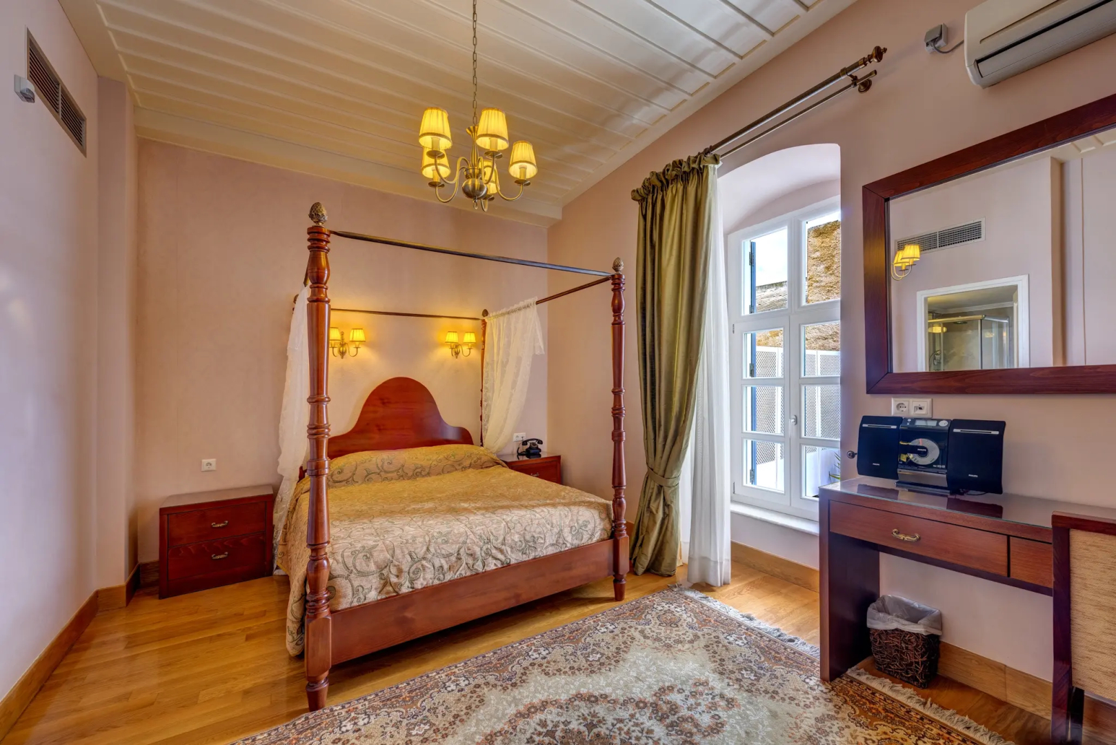 Apollonion Palace Hotel