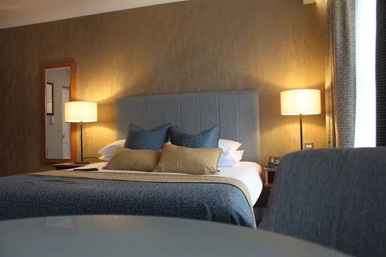 Downings Bay Hotel