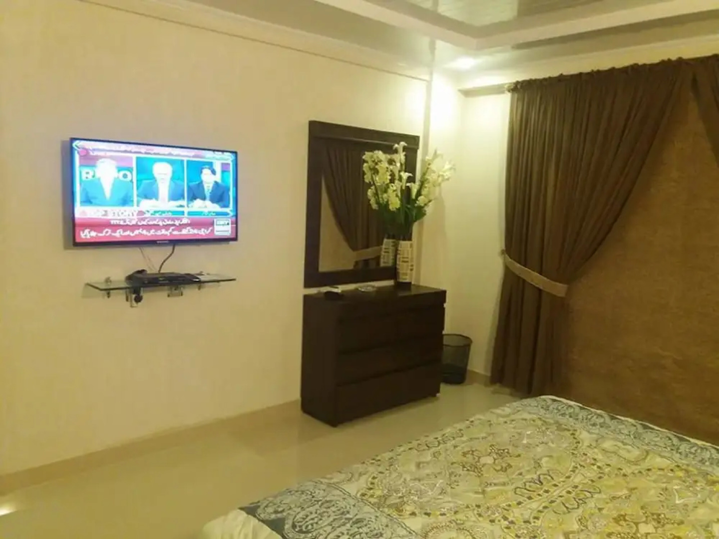 Bhurban Continental Golden Suite