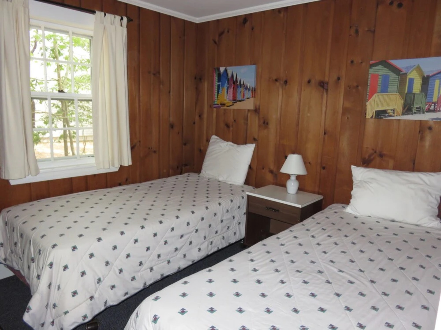 Cottages at the Even'tide Resort