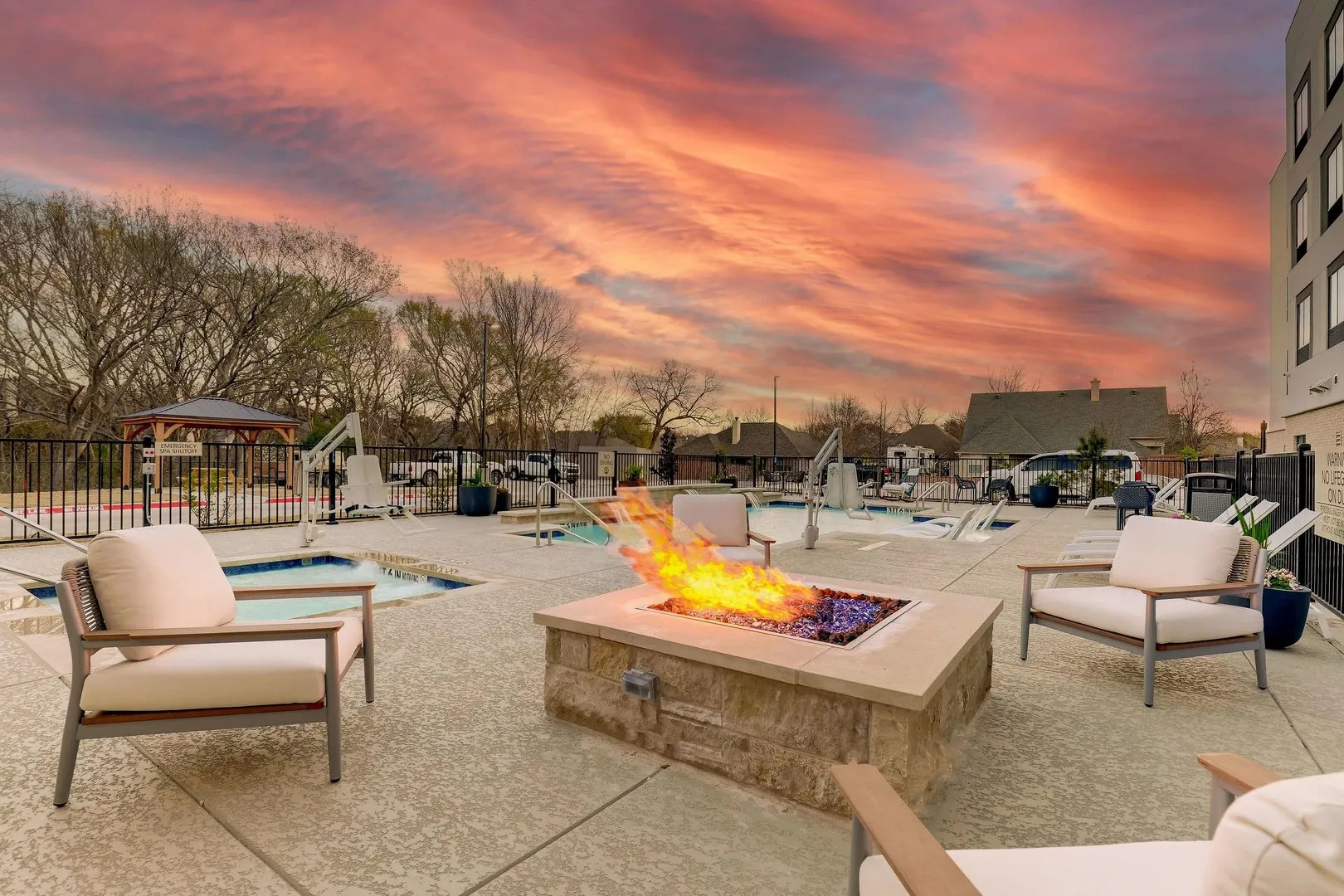 Hampton Inn & Suites Weatherford