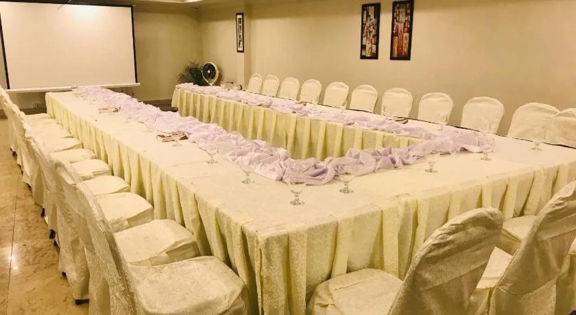 Hotel One Mall Road Murree